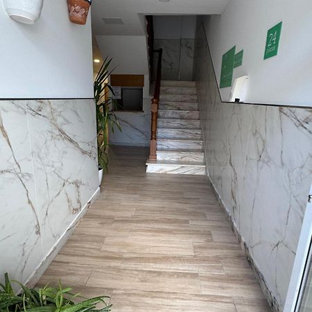 Lar Do Peregrino Hotell Palas de Rei Eksteriør bilde